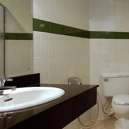 Berjaya Hotel Colombo Dehiwala-Mount Lavinia Esterno foto