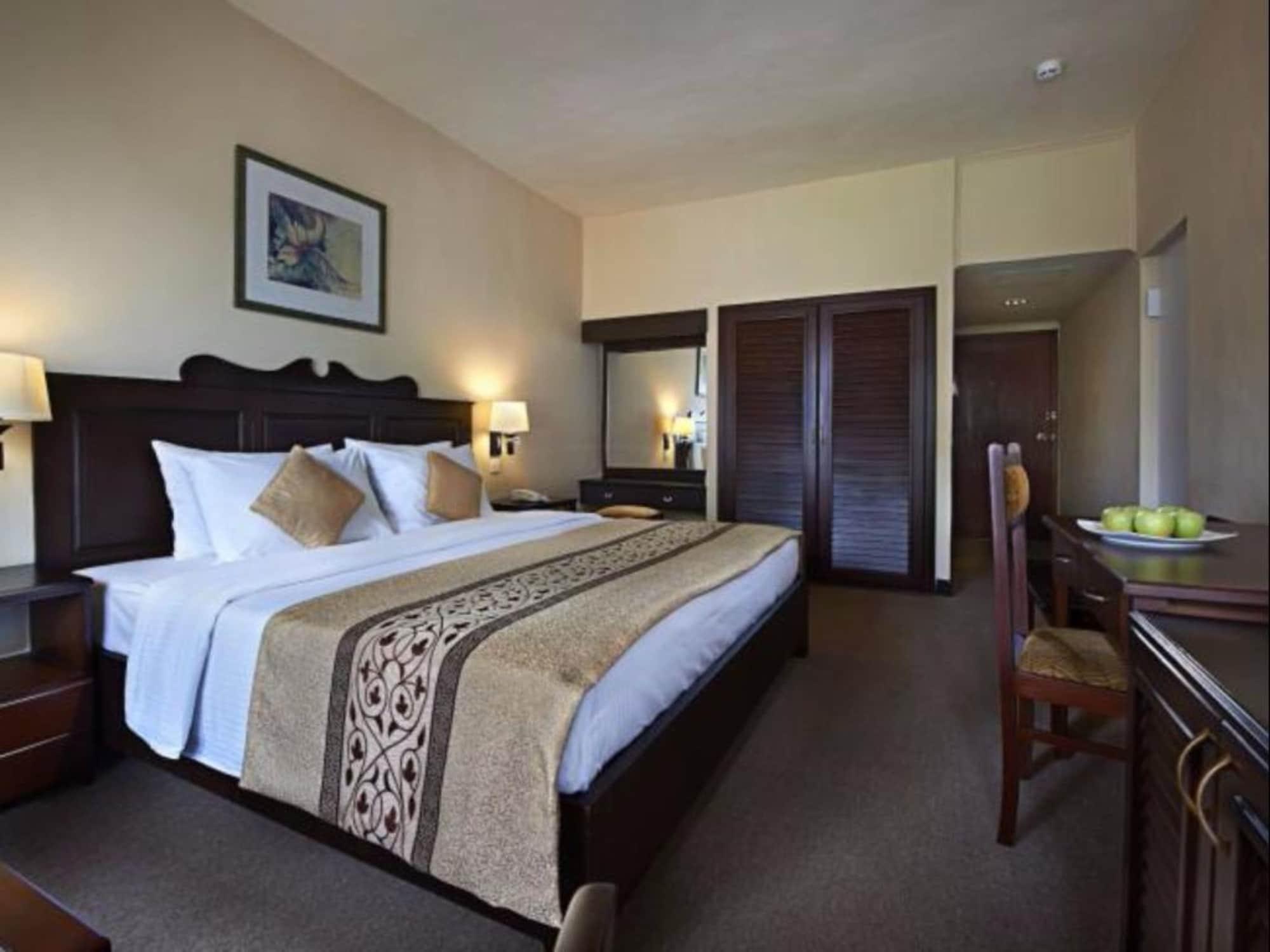 Berjaya Hotel Colombo Dehiwala-Mount Lavinia Esterno foto