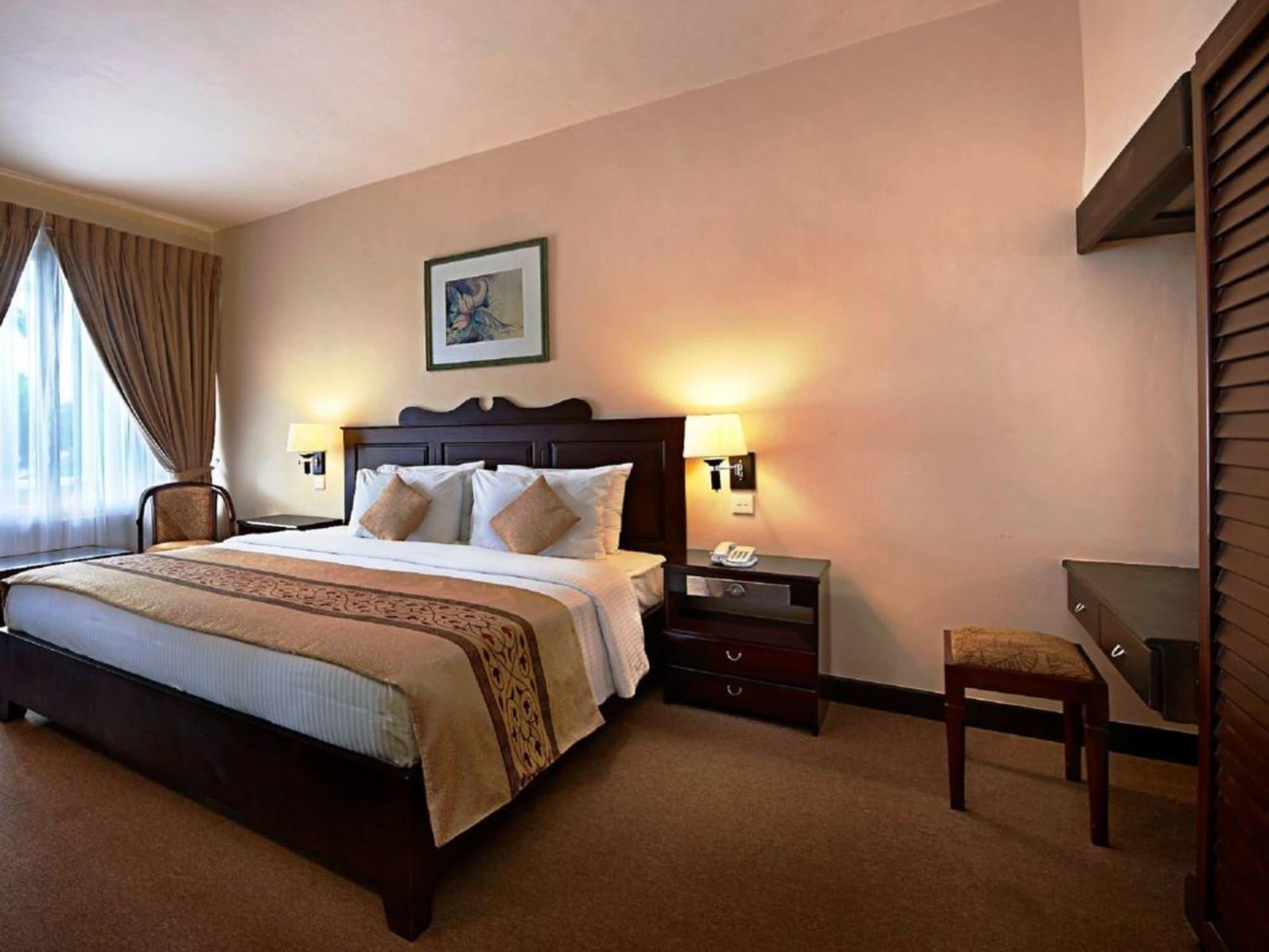 Berjaya Hotel Colombo Dehiwala-Mount Lavinia Esterno foto