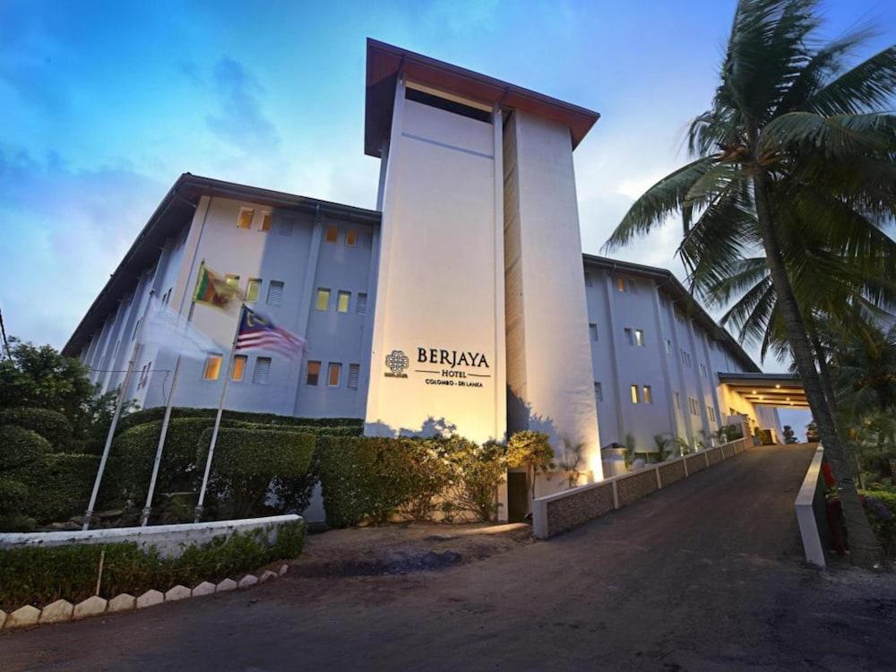 Berjaya Hotel Colombo Dehiwala-Mount Lavinia Esterno foto