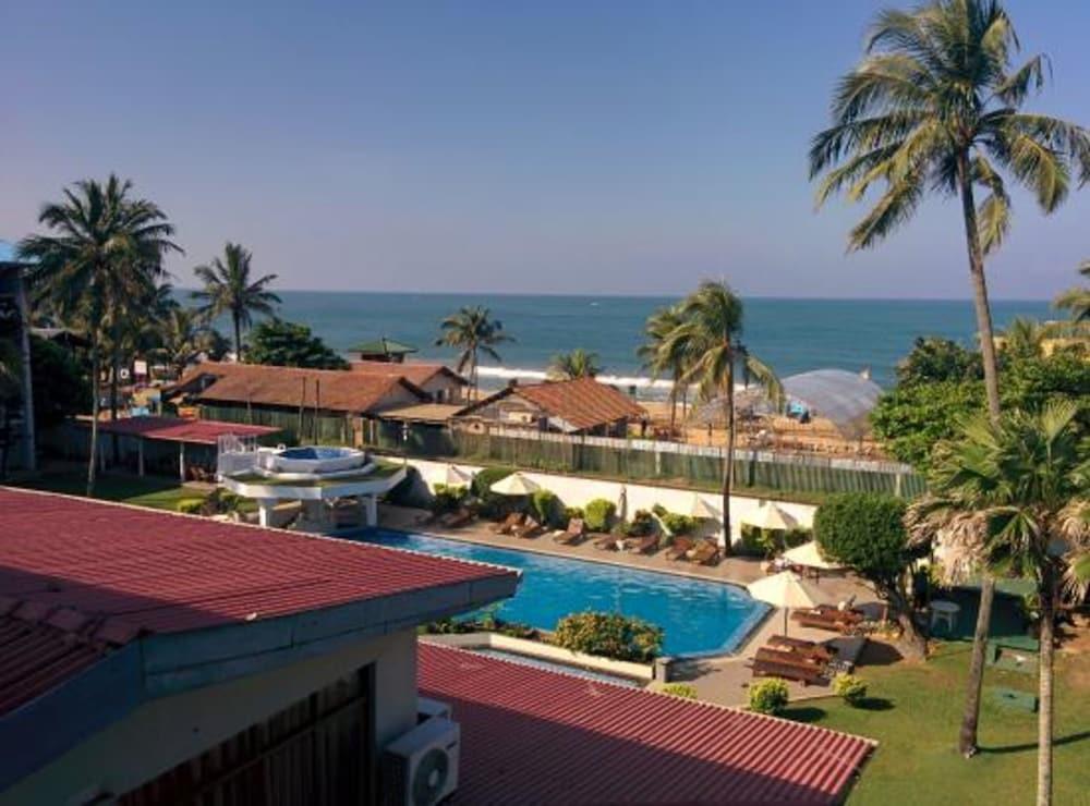 Berjaya Hotel Colombo Dehiwala-Mount Lavinia Esterno foto