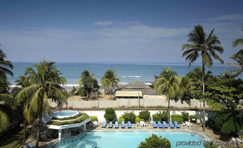 Berjaya Hotel Colombo Dehiwala-Mount Lavinia Esterno foto
