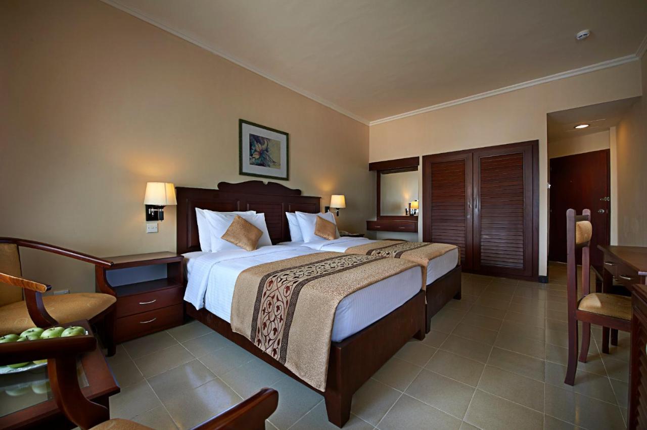 Berjaya Hotel Colombo Dehiwala-Mount Lavinia Esterno foto